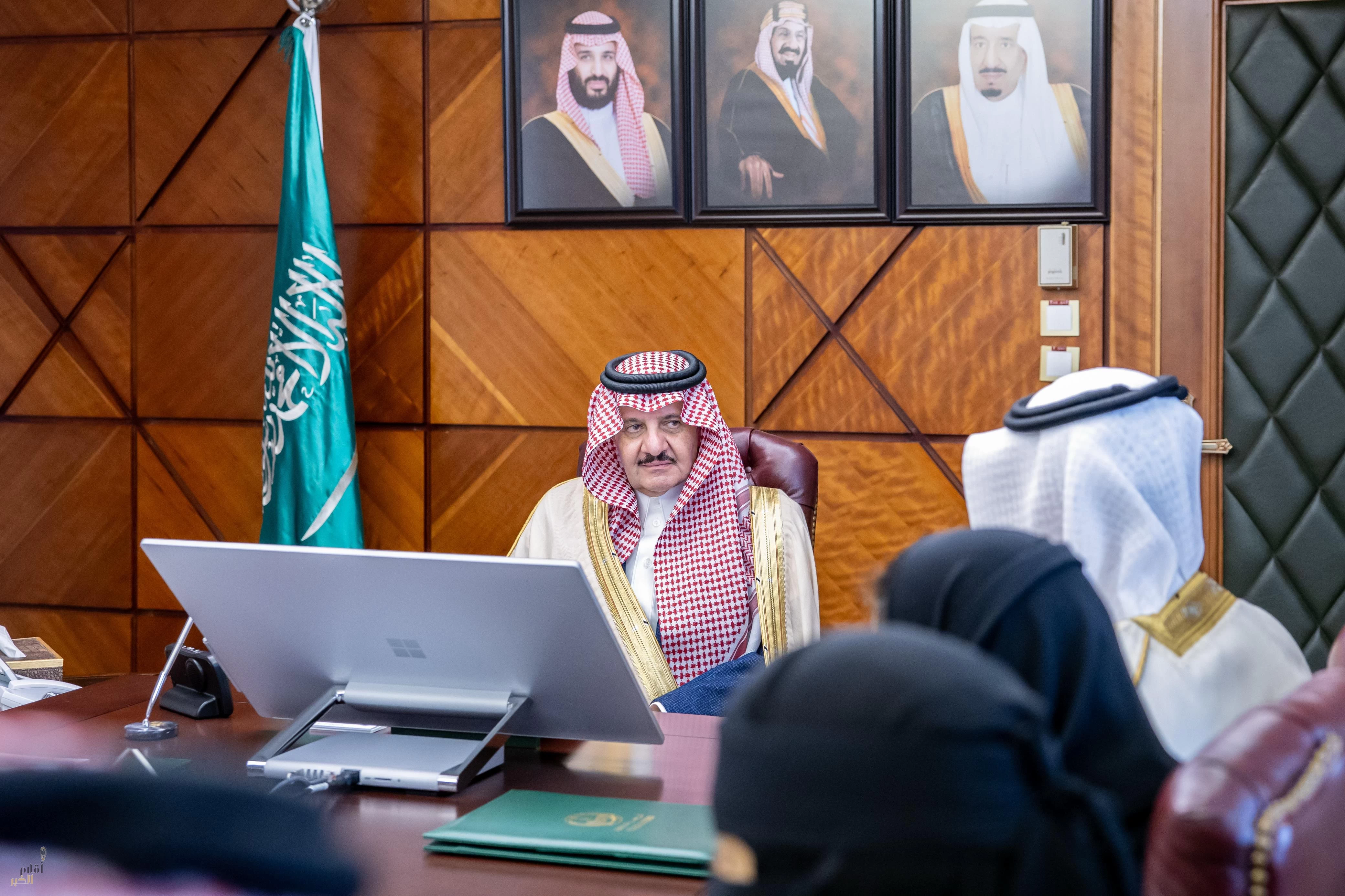 أمير المنطقة الشرقية يطلع على إنجازات القطاع الشرقي الصحي للعام 2024