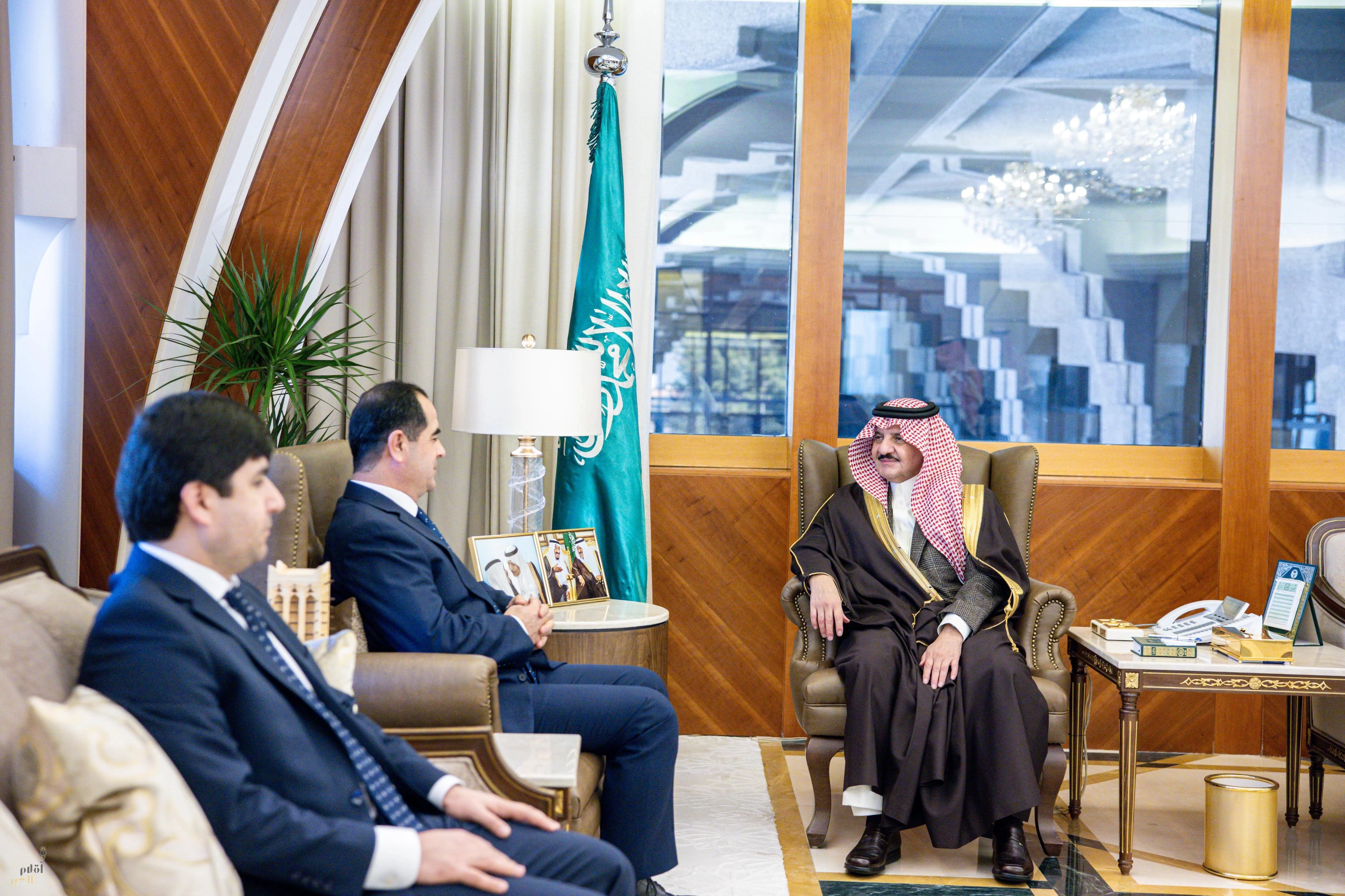 سمو أمير المنطقة الشرقية يستقبل سفير جمهورية طاجيكستان لدى المملكة
