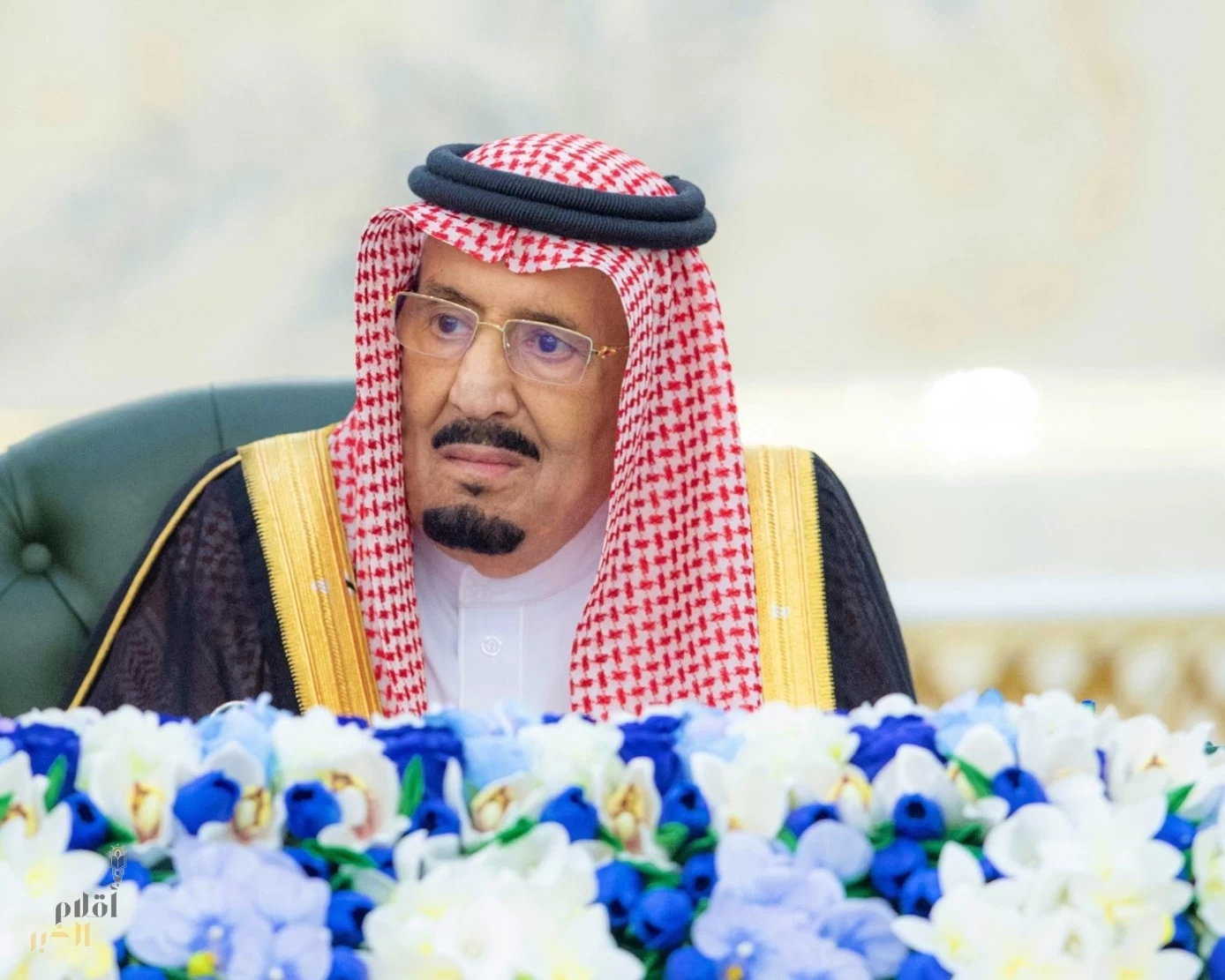 خادم الحرمين الشريفين يرأس جلسة مجلس الوزراء
