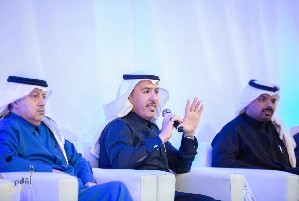 مدير تجارة تبوك يلتقي رجال وسيدات الأعمال بالمنطقة ويكشف عن ارتفاع الطلب على السجلات التجارية بنسبة 24%