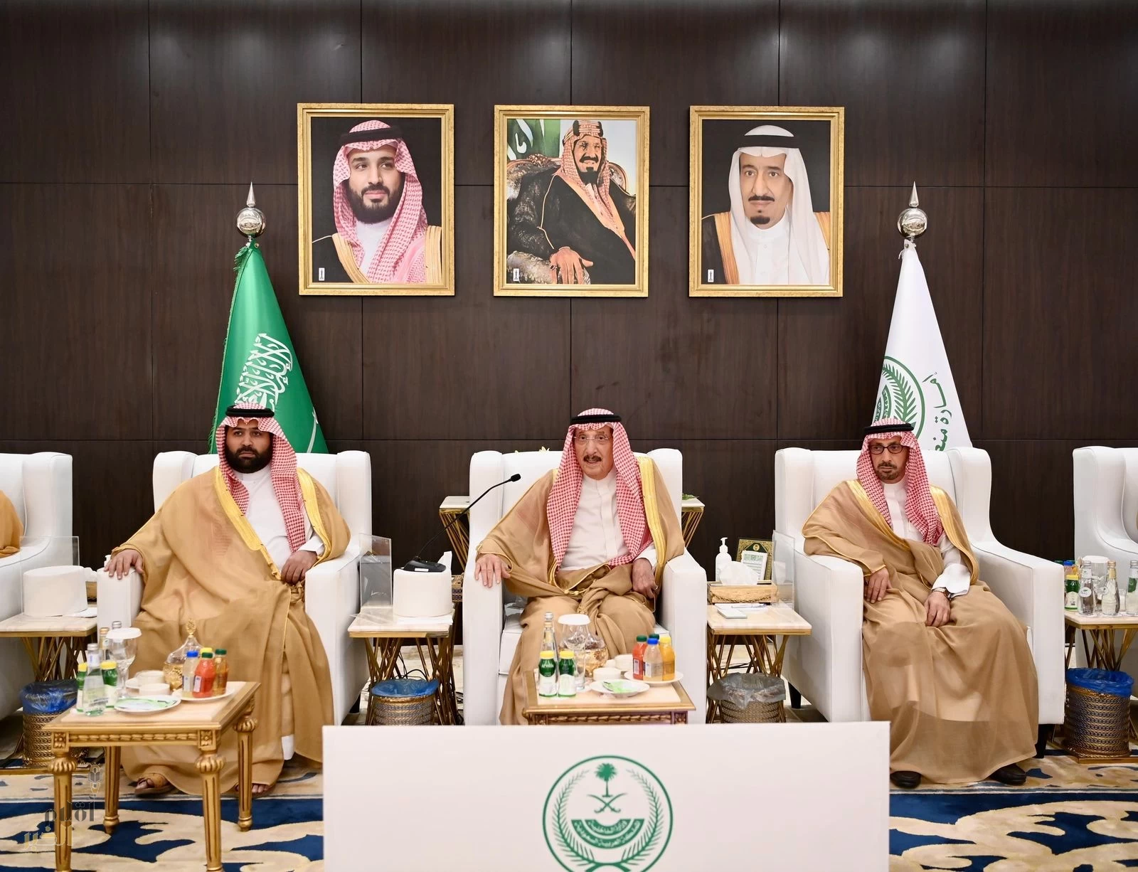 سمو أمير منطقة جازان يشارك منسوبي إمارة المنطقة الإفطار الرمضاني السنوي