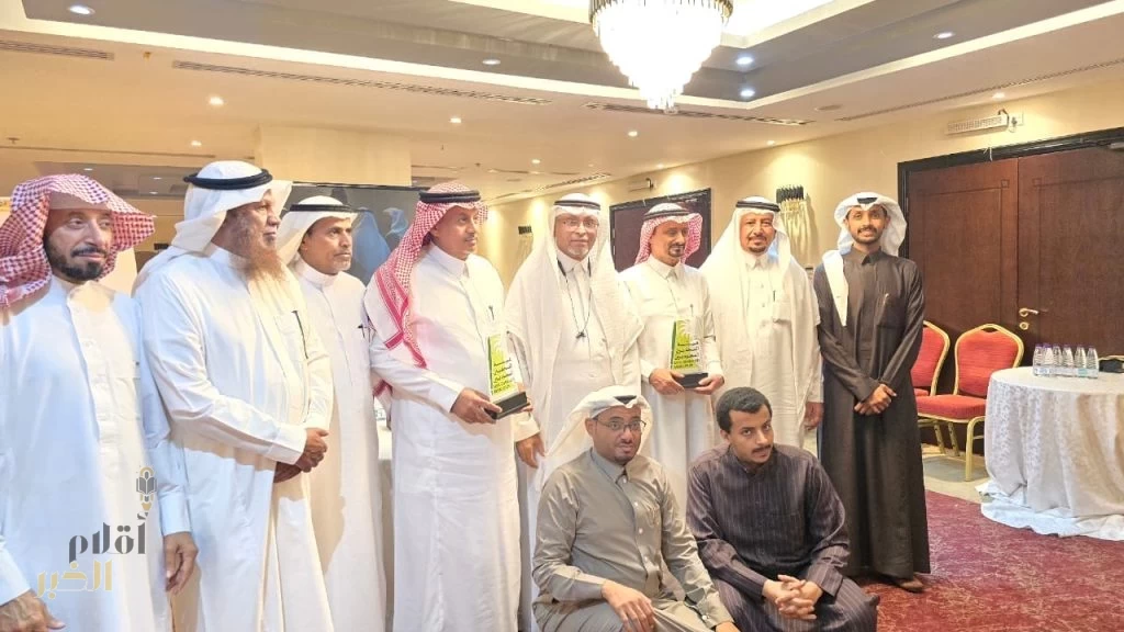 فرع هيئة الصحفيين بجازان يستضيف المجيري والمشهور في لقاء حديث الإعلاميين .