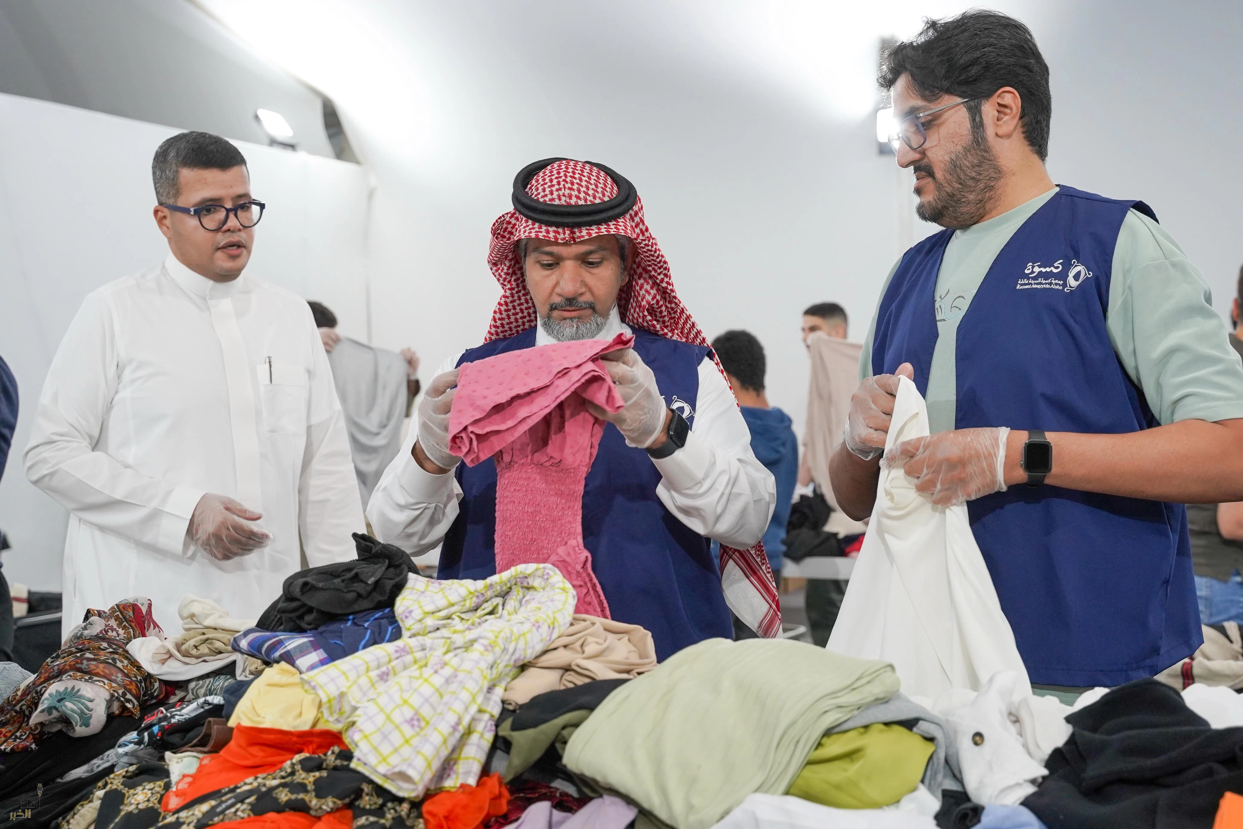 أمانة جدة تشارك في مبادرة كسوة السيدة عائشة في عامها الخامس عشر