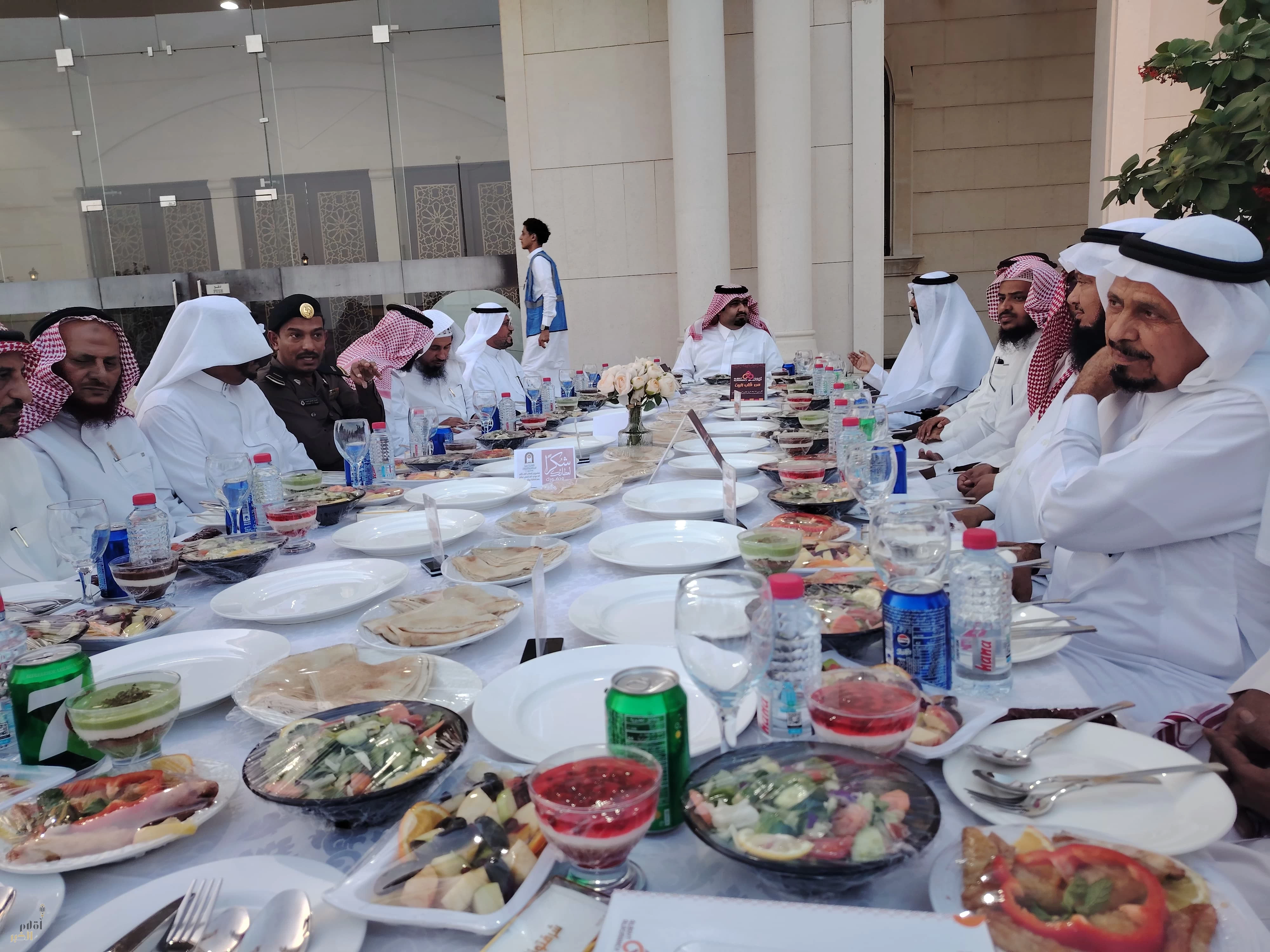 محافظ بيش يرعى حفل أضخم مشروع لتفطير الصائمين في المحافظة