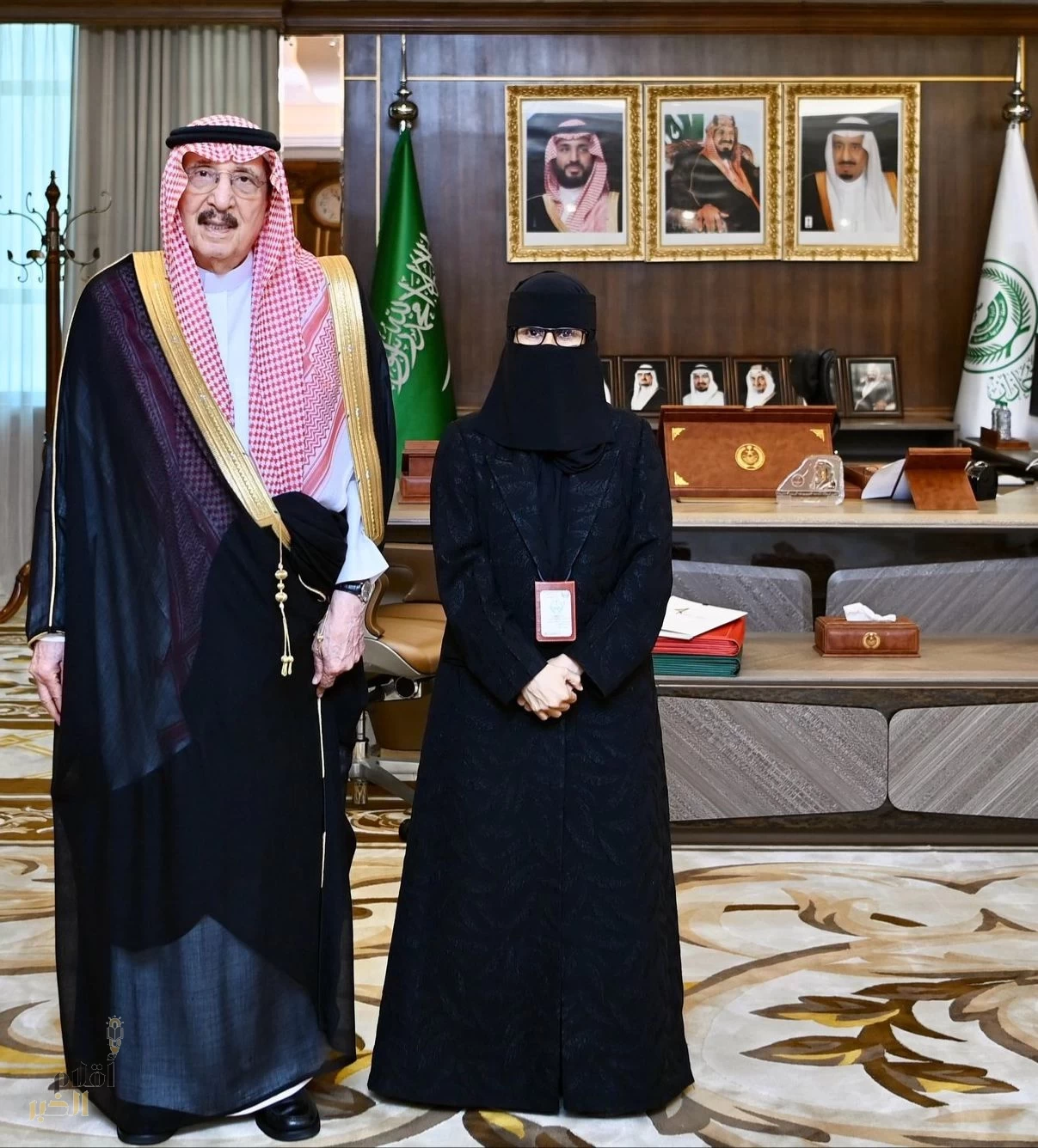 سمو أمير منطقة جازان يستقبل سها دغريري بمناسبة فوزها بجائزة جازان للتفوق والإبداع