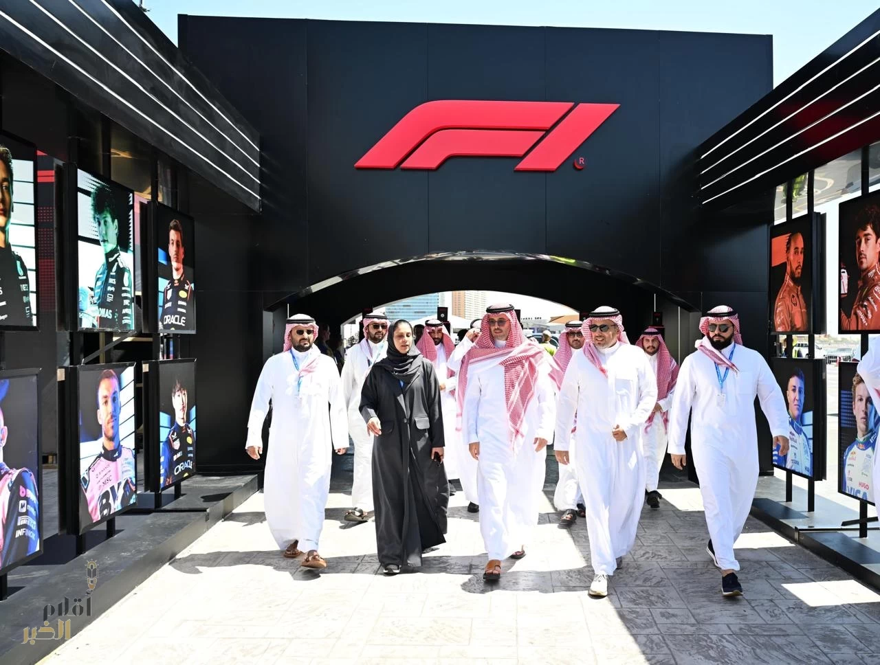 محافظ جدة يتفقد حلبة كورنيش جدة استعدادًا لسباق جائزة السعوديّة الكبرى stc للفورمولا1