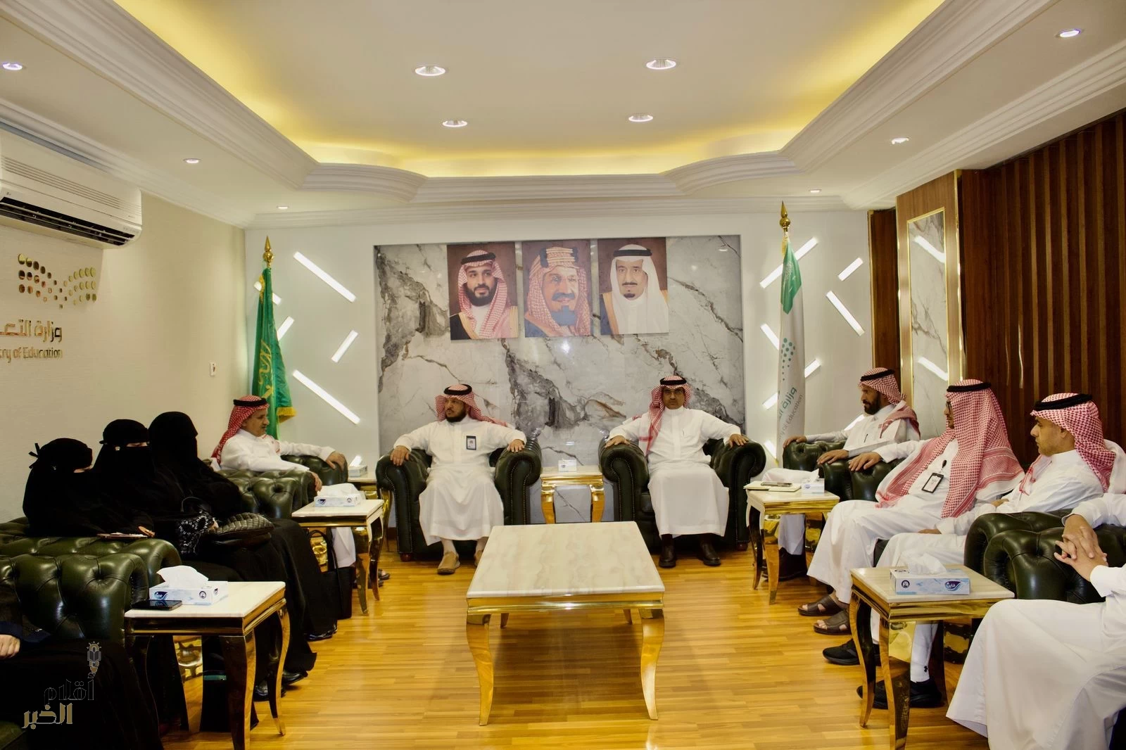 الغامدي يلتقي بفرق الاستدامة لمشروع ازدهار القيادة المدرسية