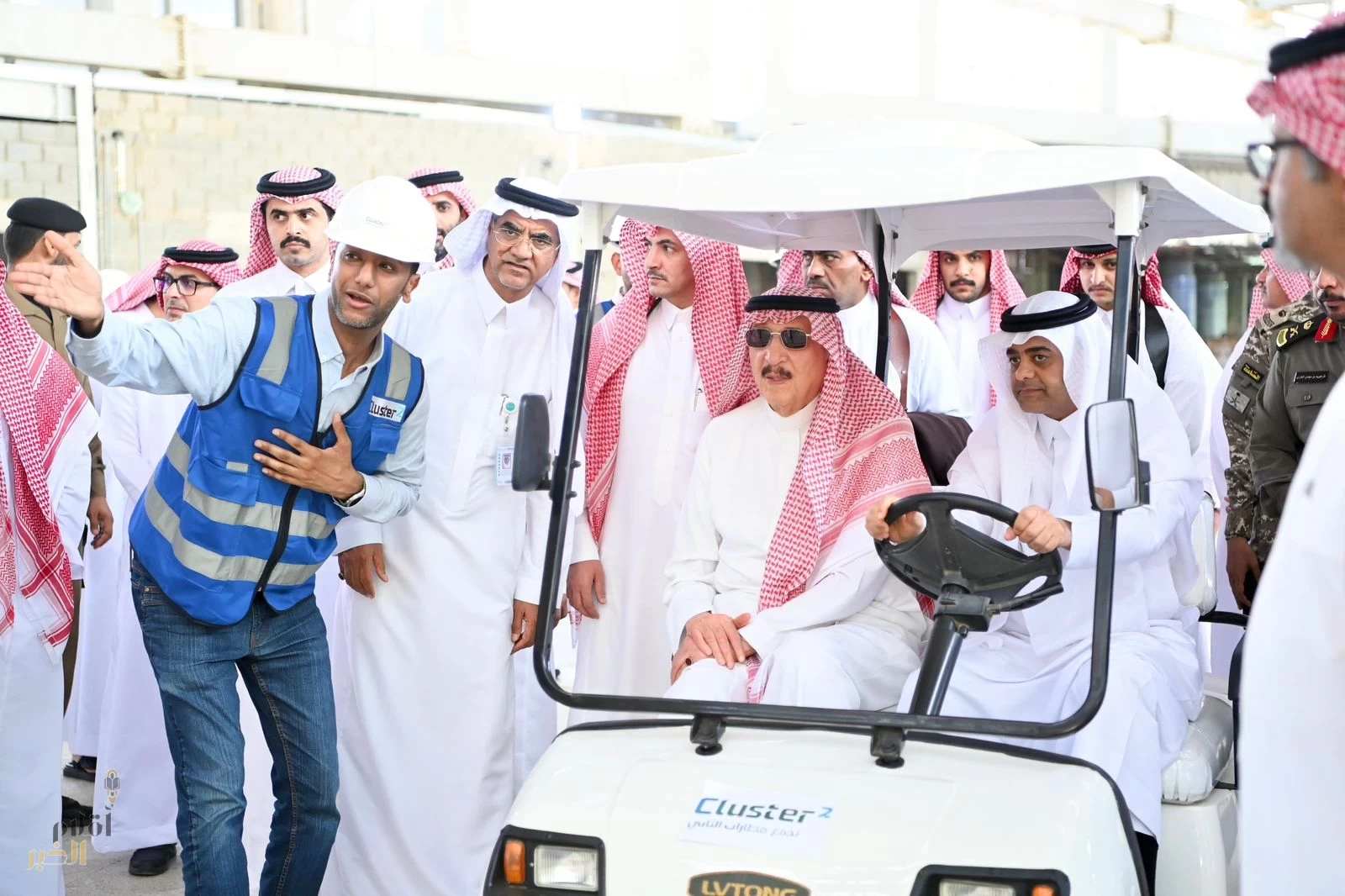 أمير منطقة جازان يتفقد سير العمل بمشروع مطار الملك عبدالله الدولي الجديد بجازان