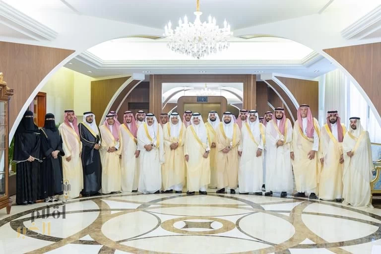 أمير الشرقية يستقبل رئيس اتحاد الغرف ويؤكد أهمية الشراكة مع القطاع الخاص