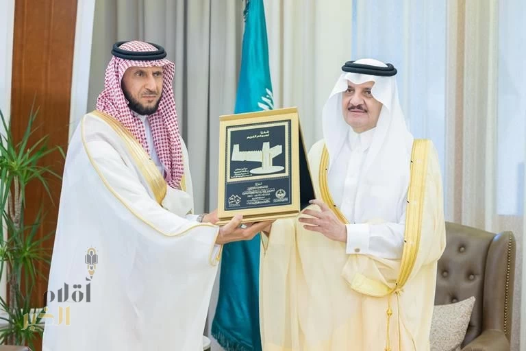 أمير المنطقة الشرقية يكرم الداعمين والمشاركين في مهرجان ربيع النعيري