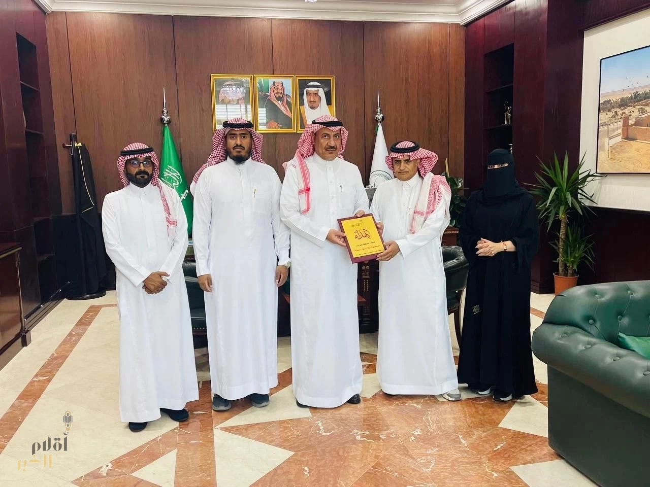 التمياط يستقبل مدير وأعضاء مكتب هيئة الصحفيين السعوديين بالقريات