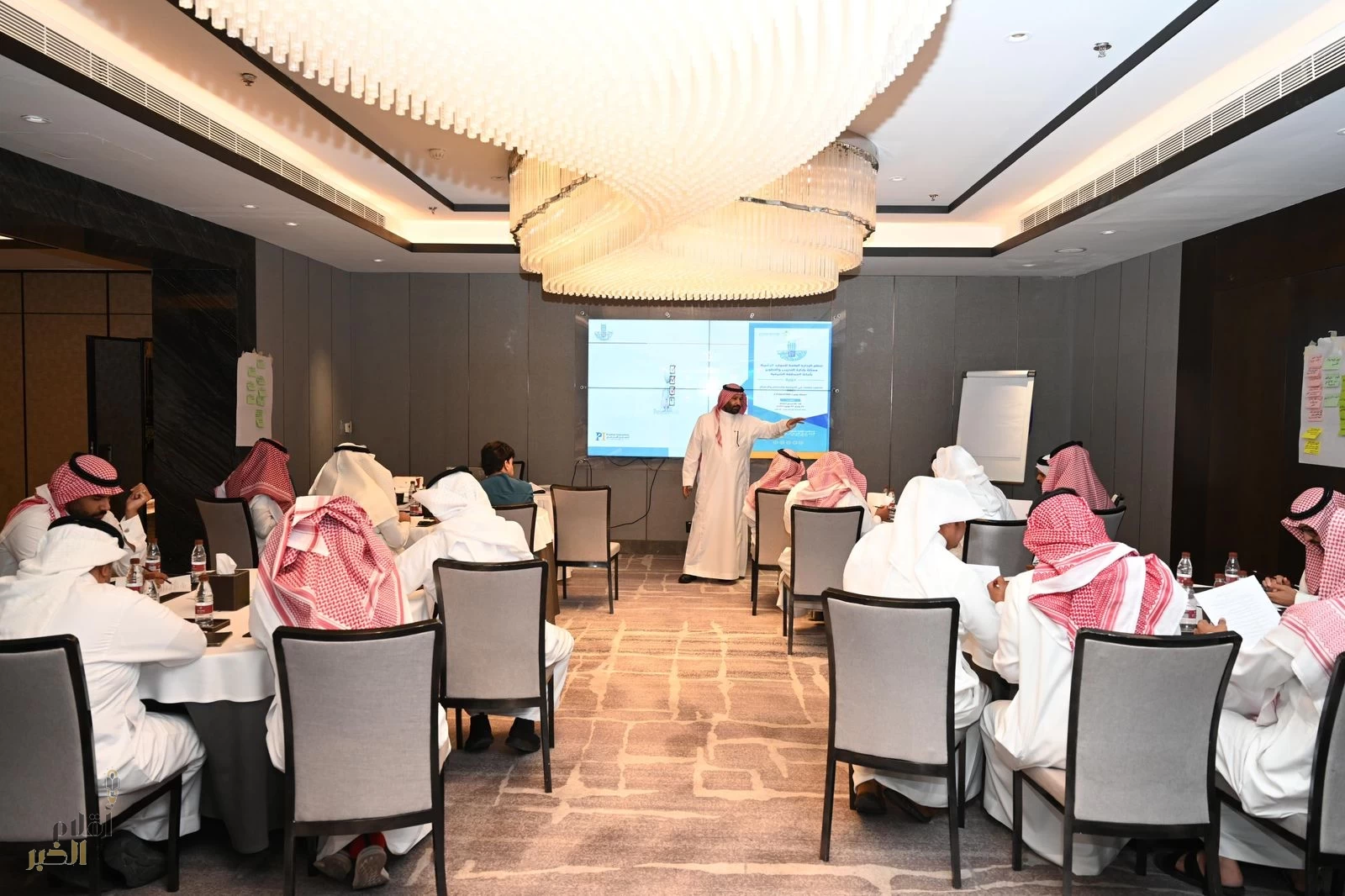 أمانة الشرقية تعزز كفاءة منسوبيها بدورة متقدمة في الحوكمة وإدارة المخاطر والامتثال