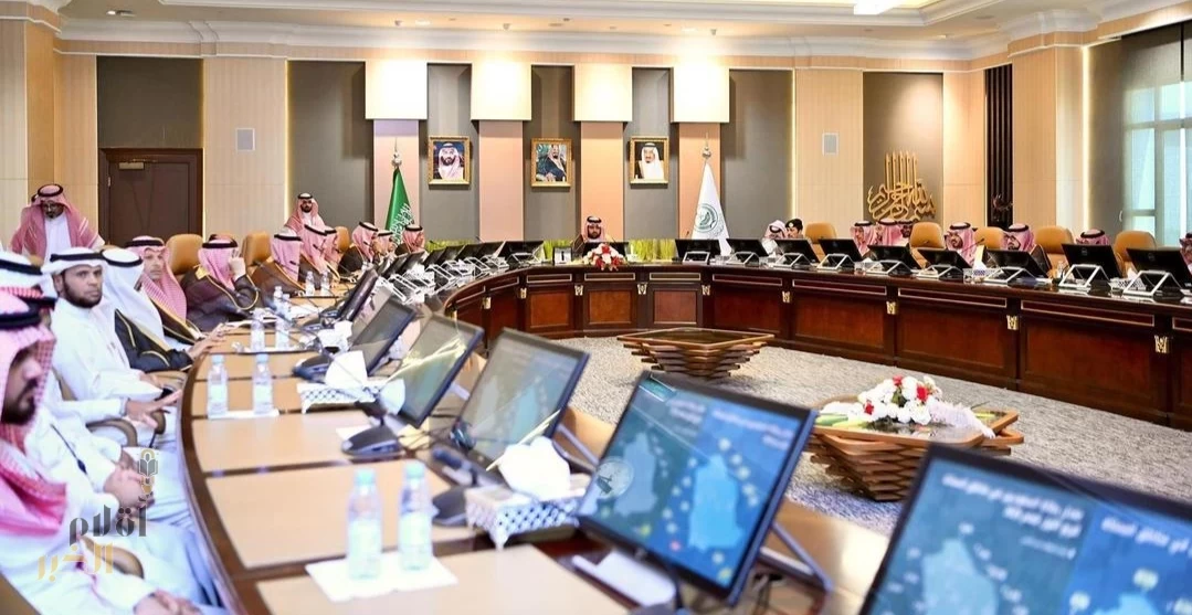 أمير جازان يترأس اجتماع اللجنة العليا للتوطين بالمنطقة
