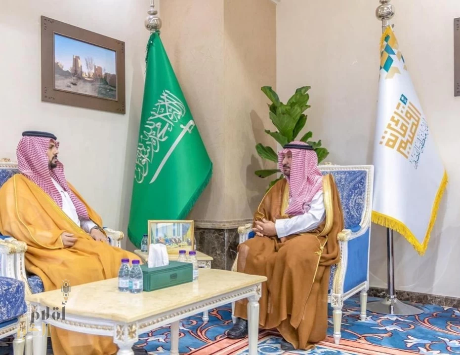 أمين القصيم يبحث مع الهيئة السعودية للمياه تعزيز رفع كفاءة الامتثال والرقابة الميدانية لقطاع المياه