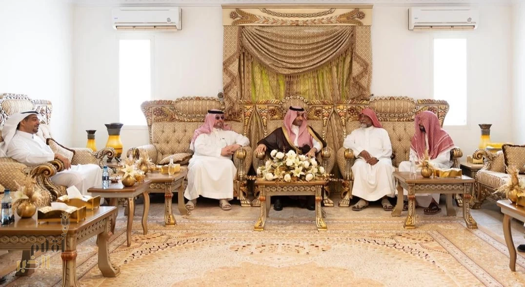 نائب أمير الجوف يُعزي مدير فرع وزارة الرياضة بالمنطقة في وفاة والدته