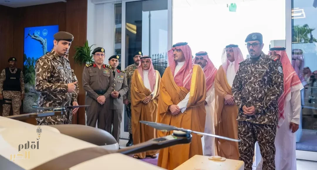 الأمير عبدالعزيز بن سعود يقف على سير العمل في قيادة القوات الخاصة للأمن البيئي