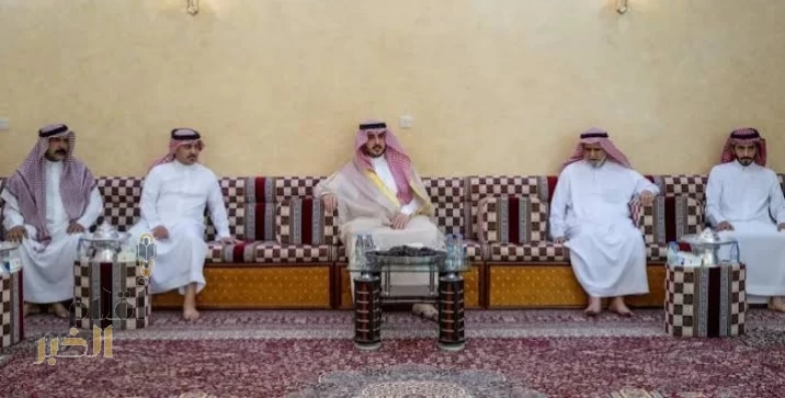 أمير منطقة الجوف يُعزي مدير عام الشؤون الأمنية في الإمارة بوفاة والده
