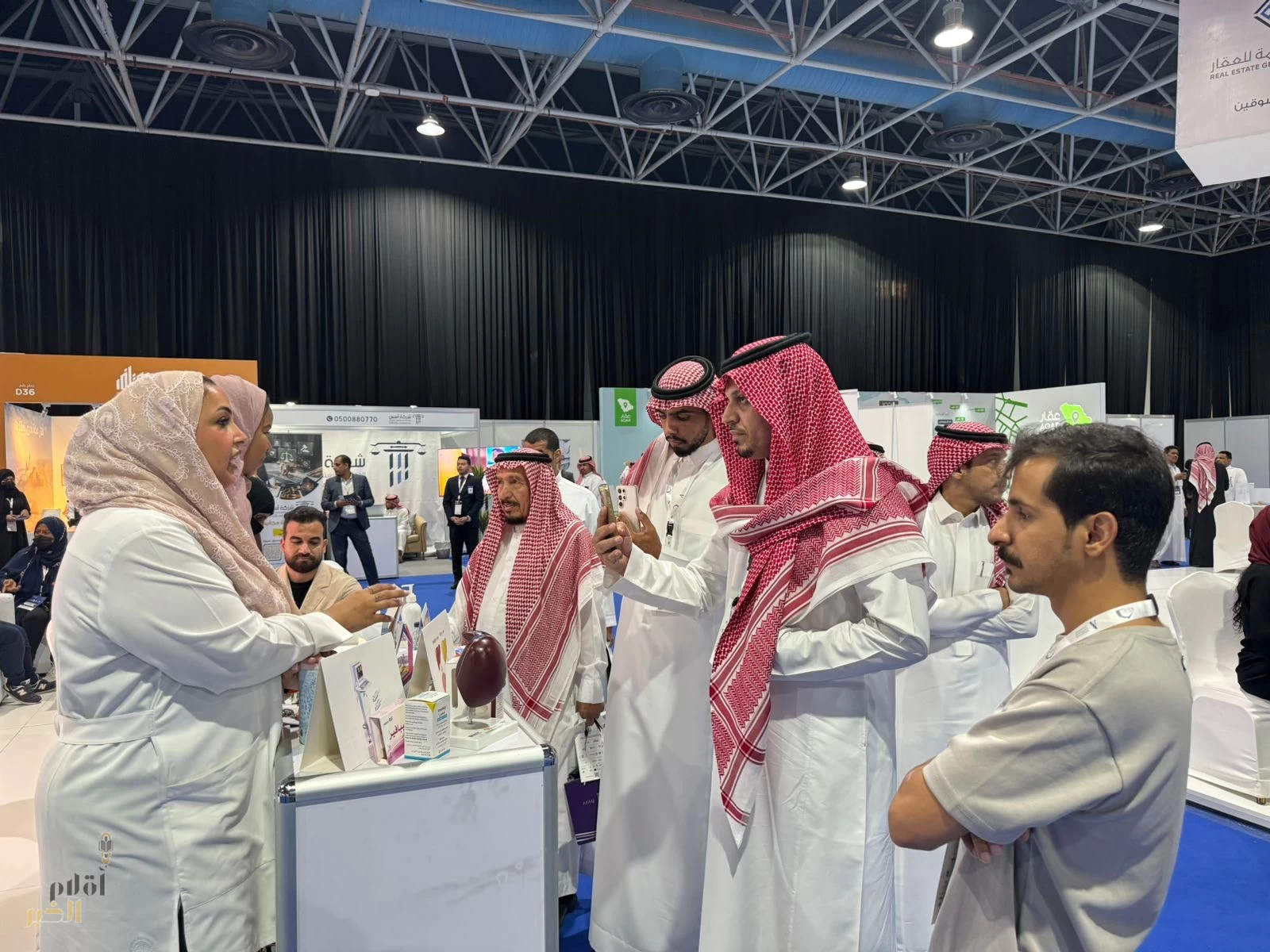 مستشفى الملك فهد راعياً صحياً لمعرض "سيريدو 2025" ويقدّم خدمات توعوية وتثقيفية