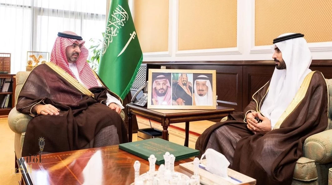 نائب أمير تبوك يستقبل مدير التدريب التقني والمهني بالمنطقة