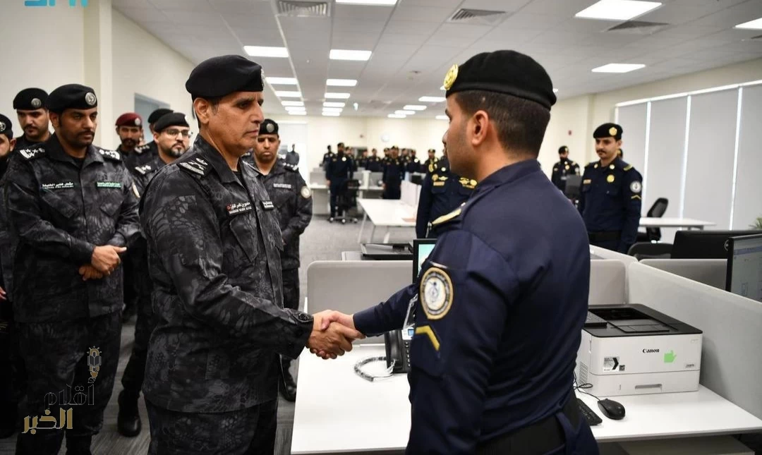 اللواء الفايز يتفقَّد القوة الخاصة للأمن والحماية بمشروع الشمال "نيوم"