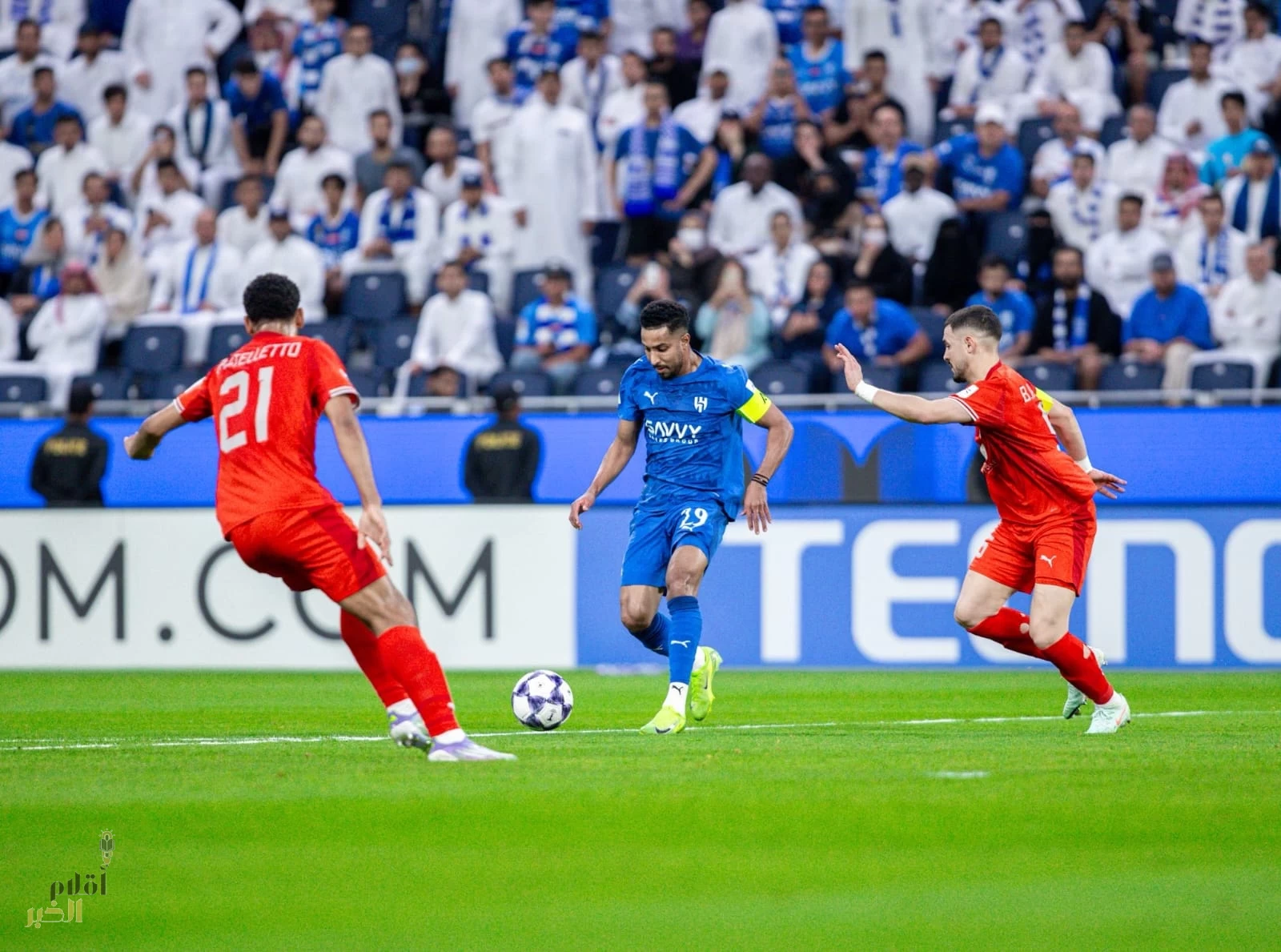 الهلال يقلب الطاولة على الدحيل بهدفي نونيز وهرنانديز