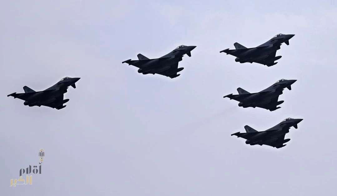 سماء جدة تشهد عروضًا جوية للمقاتلات السعودية احتفاءً باليوم الوطني الـ95