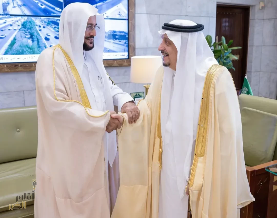 أمير منطقة الرياض يستقبل وزير الشؤون الإسلامية