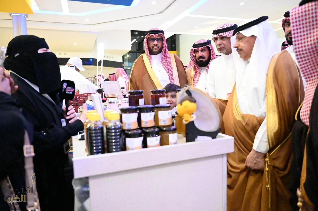 بيئة الخفجي تدشّن مهرجان العسل والتمر 2025