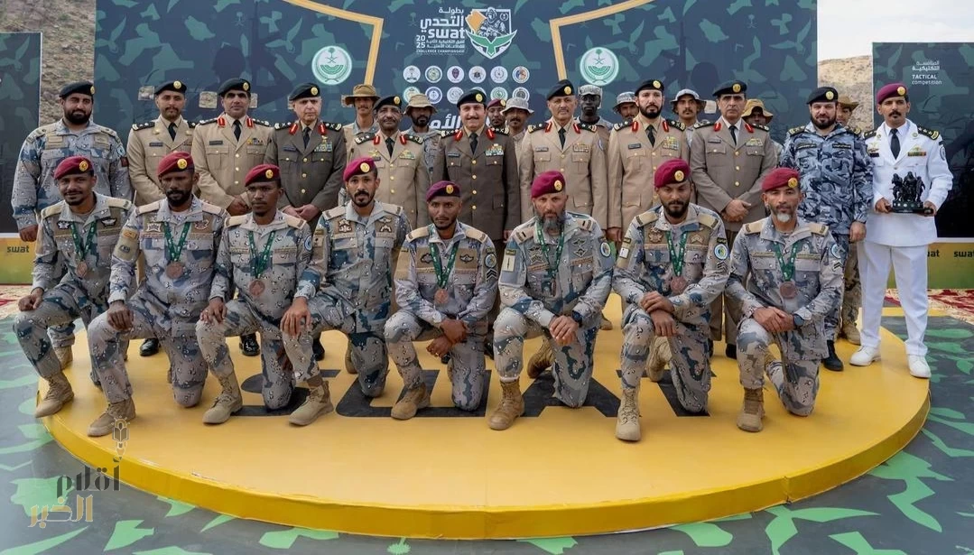 تحت رعاية الأمير عبدالعزيز بن سعود .. مدير الأمن العام يشهد الحفل الختامي لبطولة التحدي للفرق التكتيكية بعسير