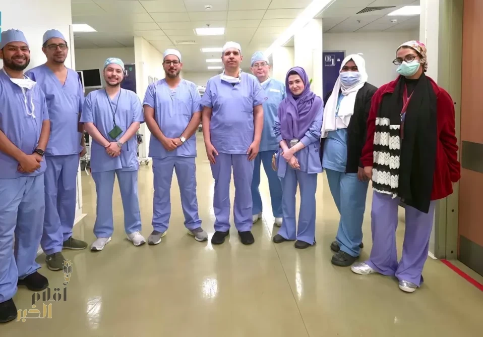 زراعة سماعة عظمية لعشرينية بالمدينة الطبية بمكة المكرمة