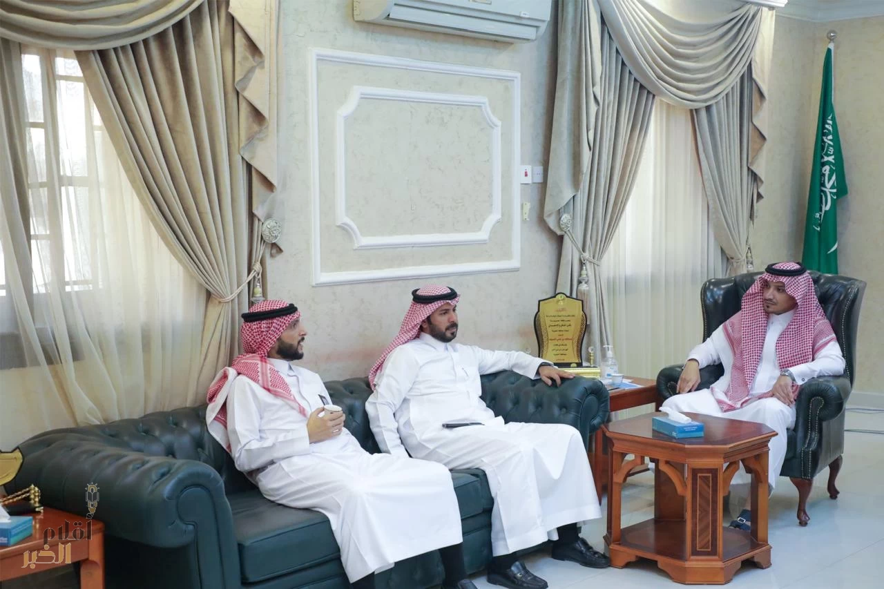 محافظ النعيرية يستقبل مدير الخدمات الصحية الجديد