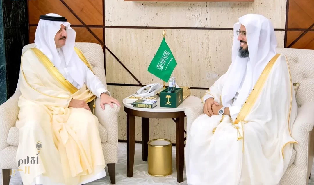 أمير المنطقة الشرقية يستقبل الشيخ الغامدي بمناسبة تعيينه عضوًا بالمجلس الأعلى للقضاء