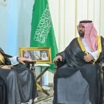أمير جازان يستقبل مدير الخطوط السعودية بالمنطقة