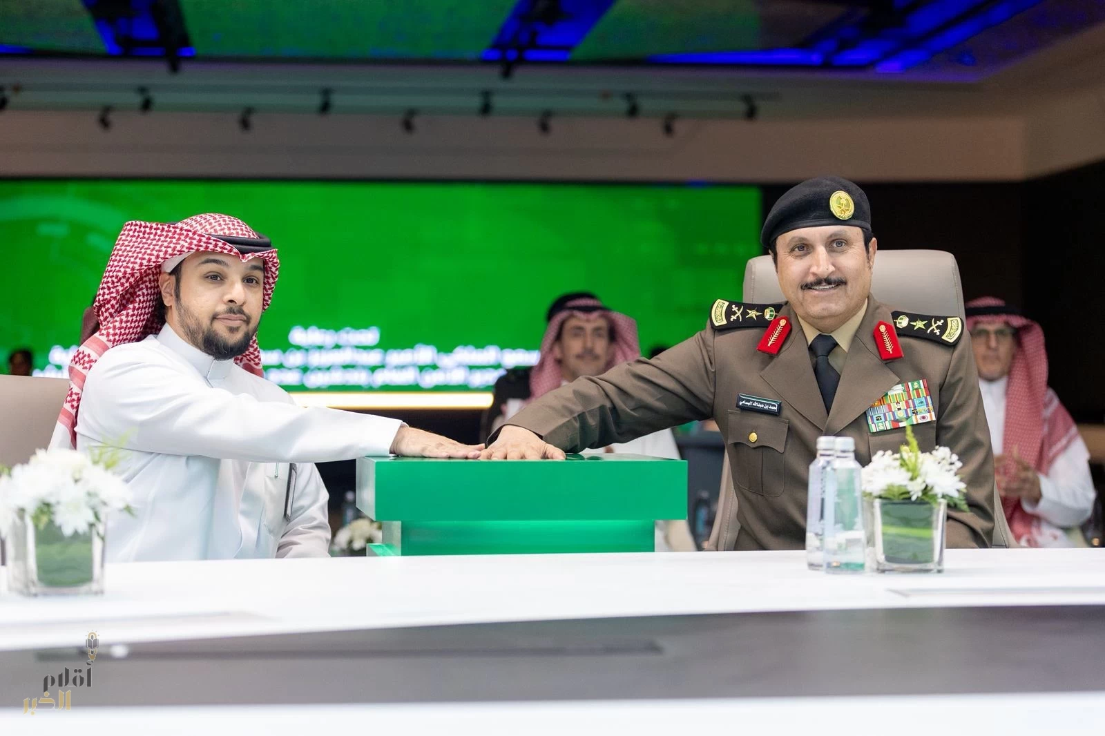 الفريق البسامي يدشّن خدمات محفظة لوحات المركبات الرقمية عبر منصة أبشر