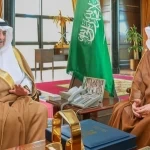 أمير تبوك يستقبل رئيس الغرفة التجارية بالمنطقة