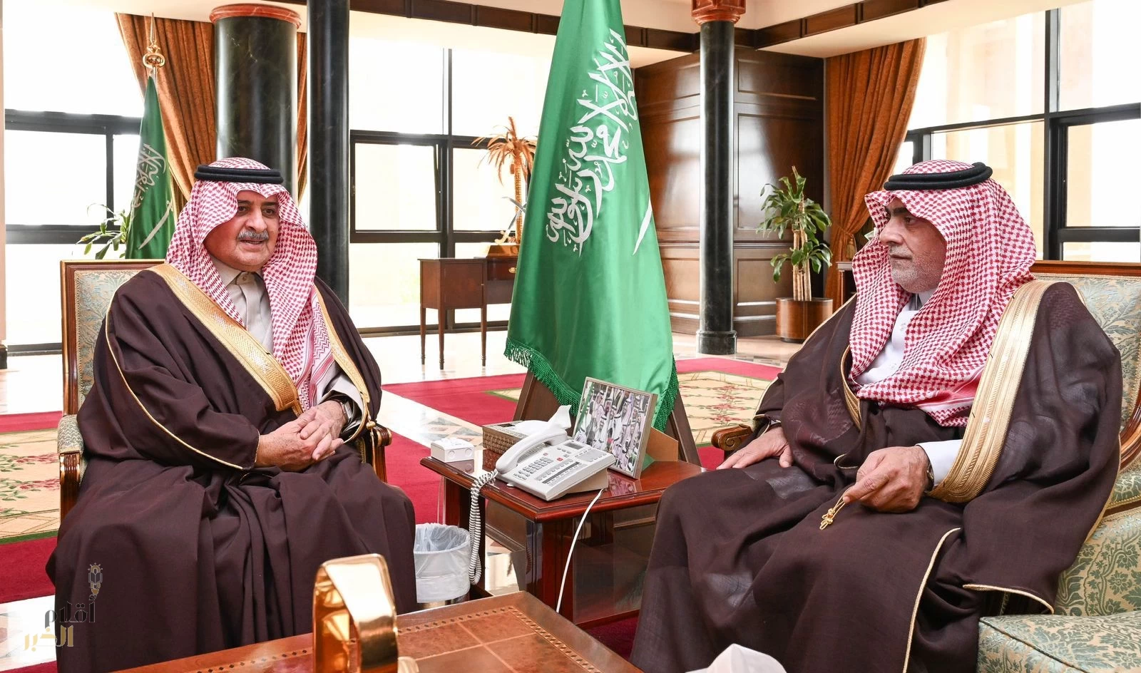 أمير تبوك يطّلع على تقرير عن سير العملية التعليمية بالمنطقة