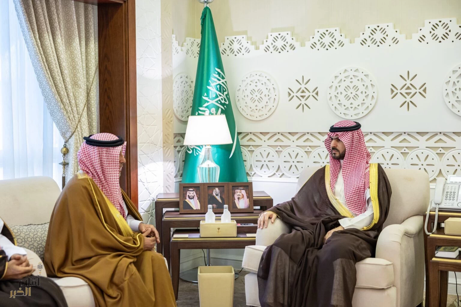 سمو نائب أمير المنطقة الشرقية يستقبل رئيس مجلس إدارة جمعية الذوق العام