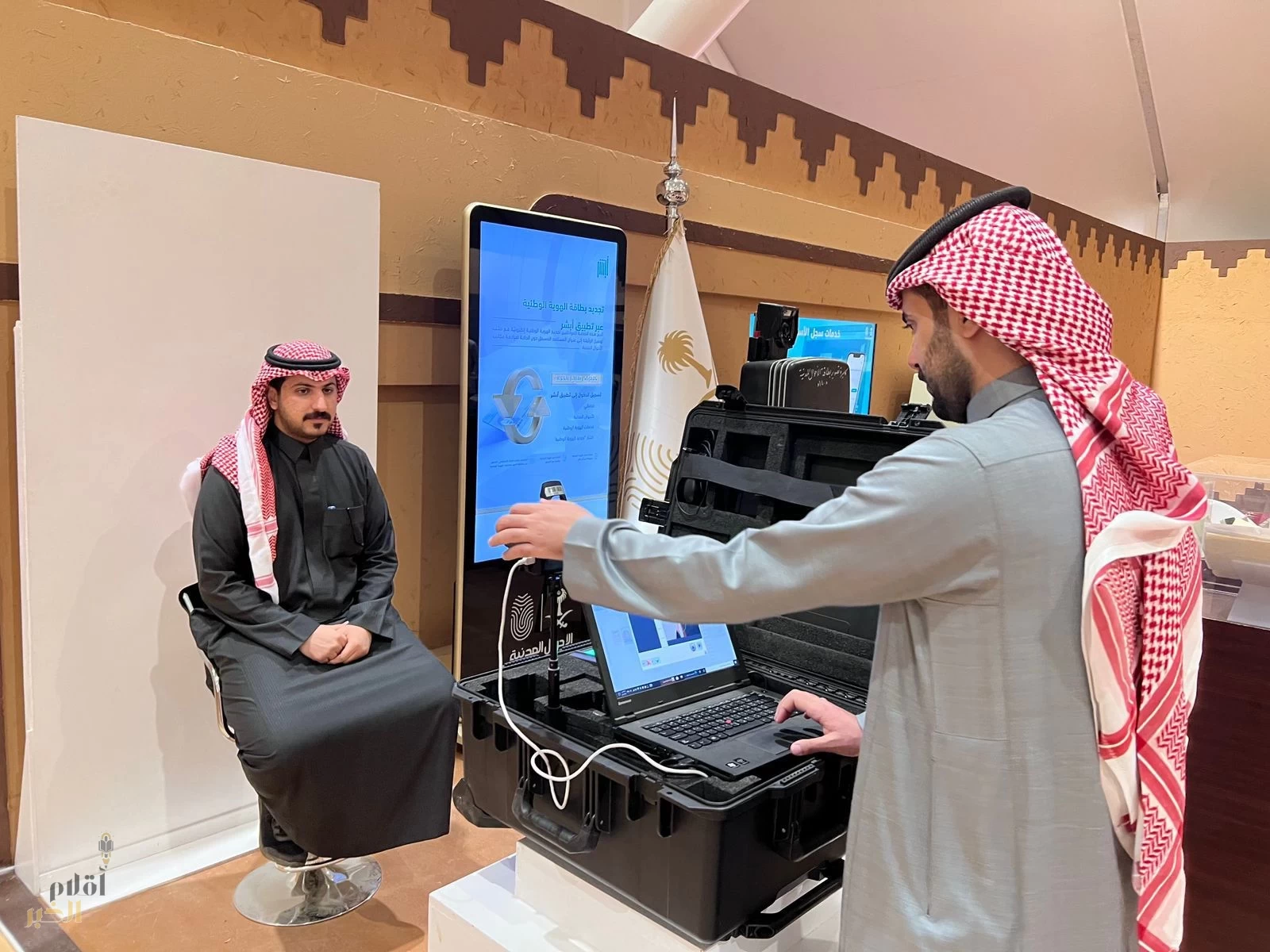 الأحوال المدنية تقدم خدماتها المتنقلة لزوار مهرجان الملك عبدالعزيز للإبل ال10 