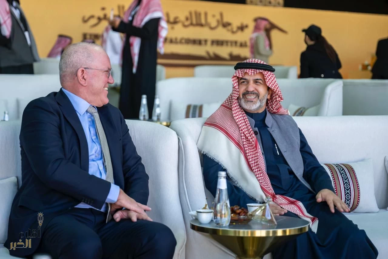 سفير هولندا يزور مهرجان الملك عبدالعزيز للصقور 2025