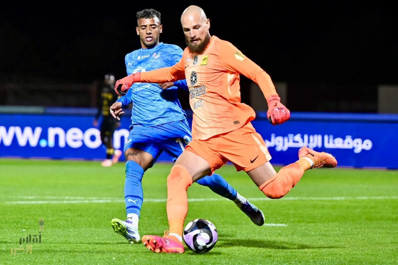 ثلاثية تحسمها الخبرة.. الاتحاد يتجاوز نيوم ويصعد خامسًا