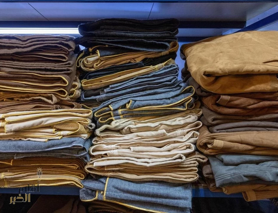 انخفاض الحرارة بمنطقة الجوف يرفع الإقبال على "الفروة" وأجهزة التدفئة