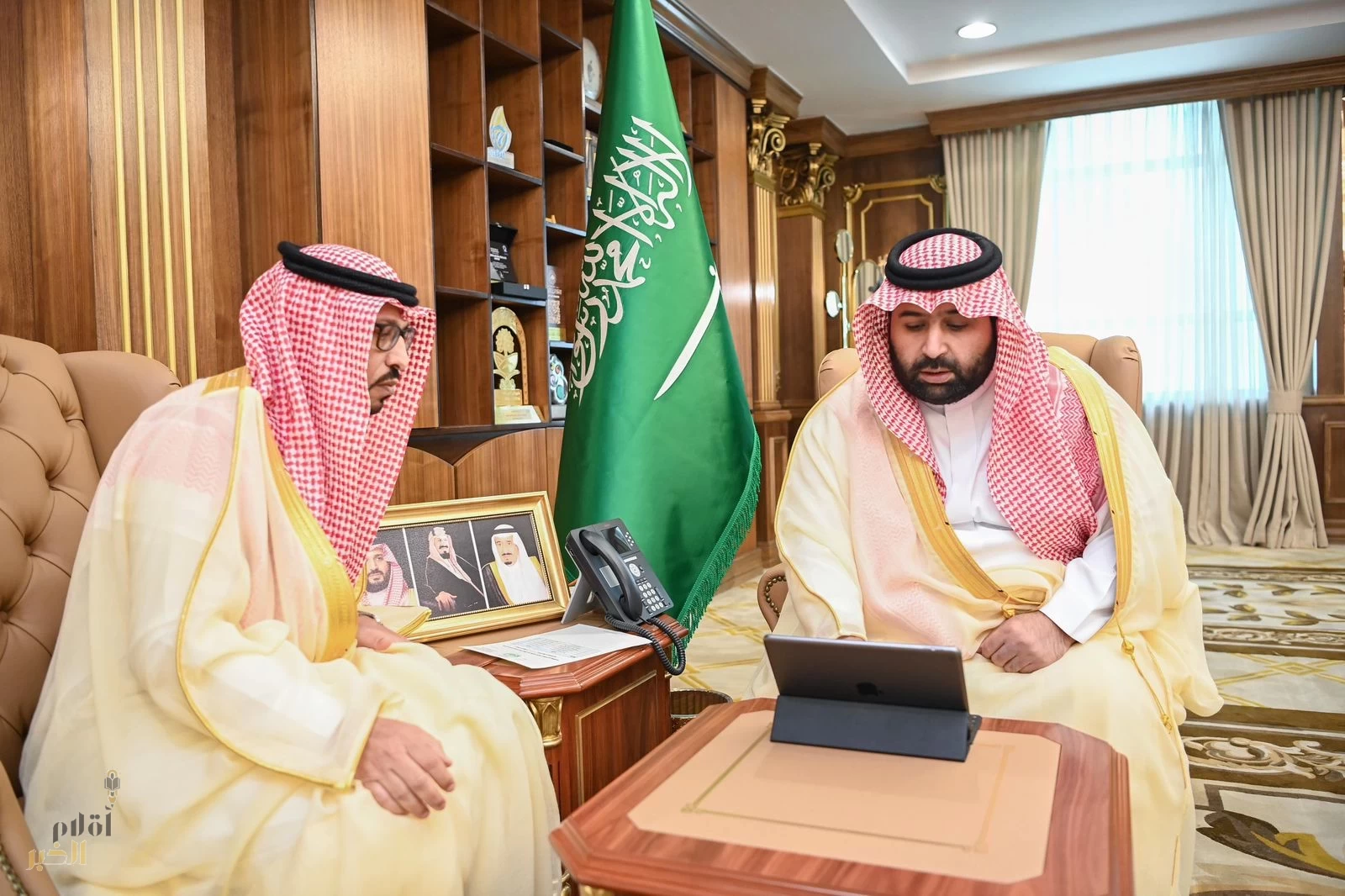 أمير جازان يدشّن مشروع النقل غير الإسعافي بالمنطقة