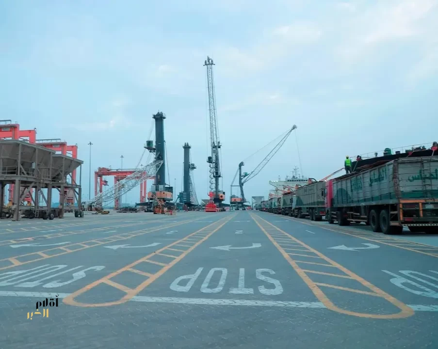 تصدير 52 ألف طن من "الكلنكر" عبر ميناء مدينة جازان للصناعات الأساسية والتحويلية