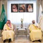 معالي رئيس ديوان المظالم يزور معالي النائب العام مهنئًا وشاكرًا لما قدمه لتطوير منظومة القضاء الإداري