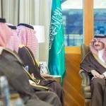 أمير المنطقة الشرقية يستقبل المدير العام لفرع وزارة الموارد البشرية