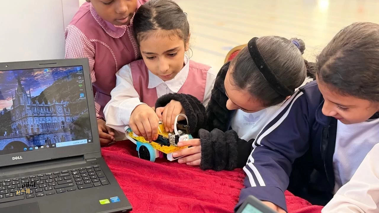 تعليم الطائف يستهدف 800 طالب وطالبة بورش علميّة وتقنيّة في منهجيّة stem ضمن فعاليات يوم التأسيس 