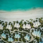 بوصلة العيد تتجه إلى البحر الأحمر.. وجهة العائلات لاكتشاف سحر الطبيعة والرفاهيّة 