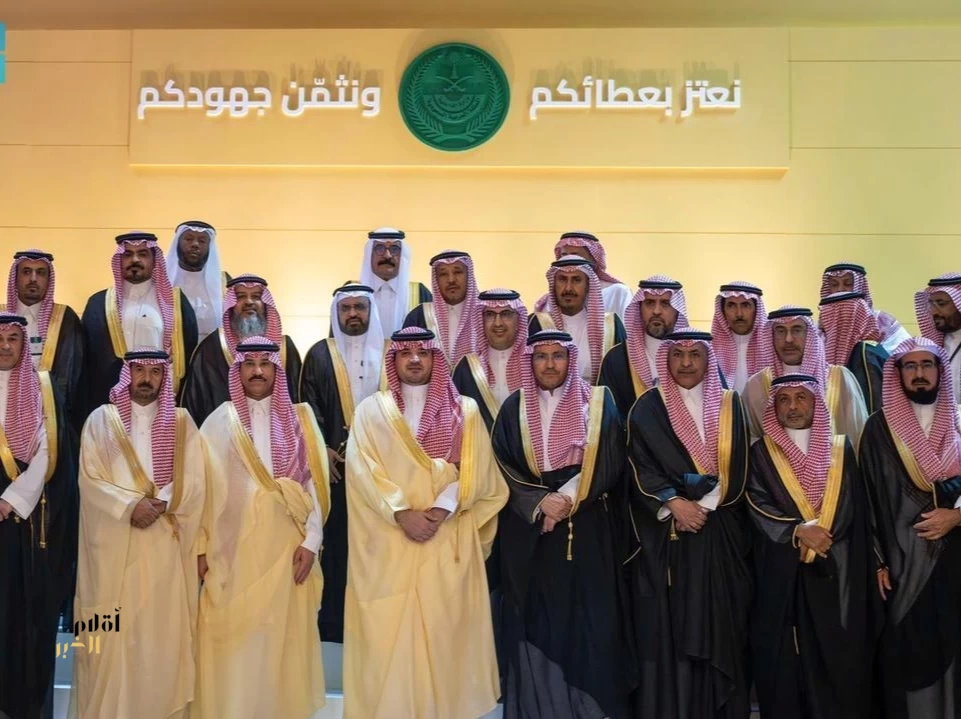 وزير الداخلية يلتقي عددًا من المتقاعدين من منسوبي وزارة الداخلية