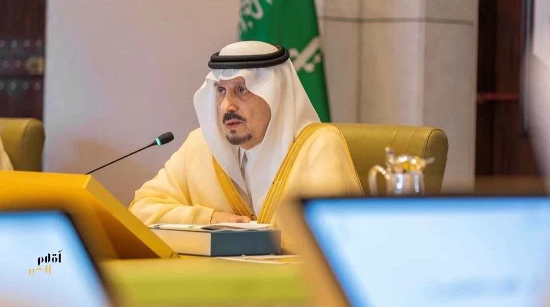 أمير منطقة الرياض يرأس اجتماع مجلس أمناء جائزة الأمير فيصل بن بندر بن عبدالعزيز للتميز والإبداع في دورتها الرابعة