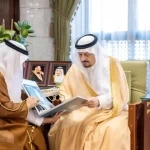 أمير منطقة الرياض يستقبل رئيس جامعة الإمام محمد بن سعود الإسلامية